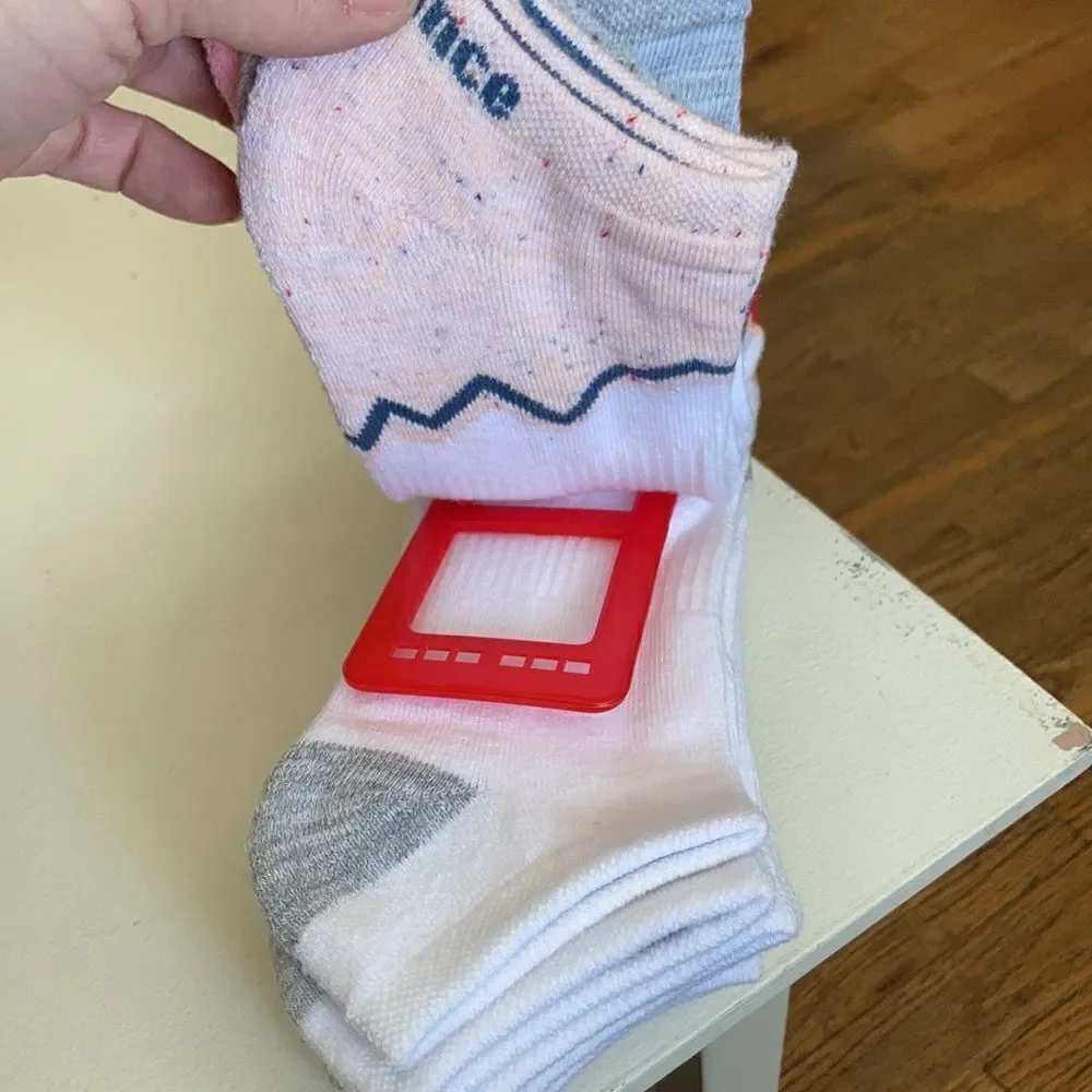 New Balance Ladies Trail Cushion Socks 6 pair